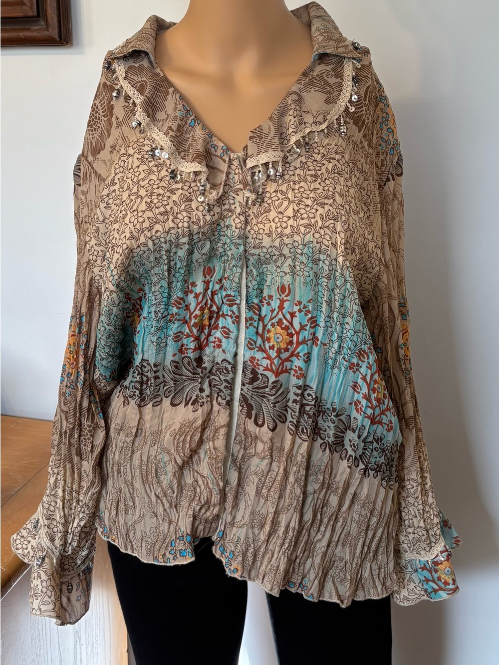 Dress barn  Beige Blouse with Turquoise & Brown Floral Band BOHO